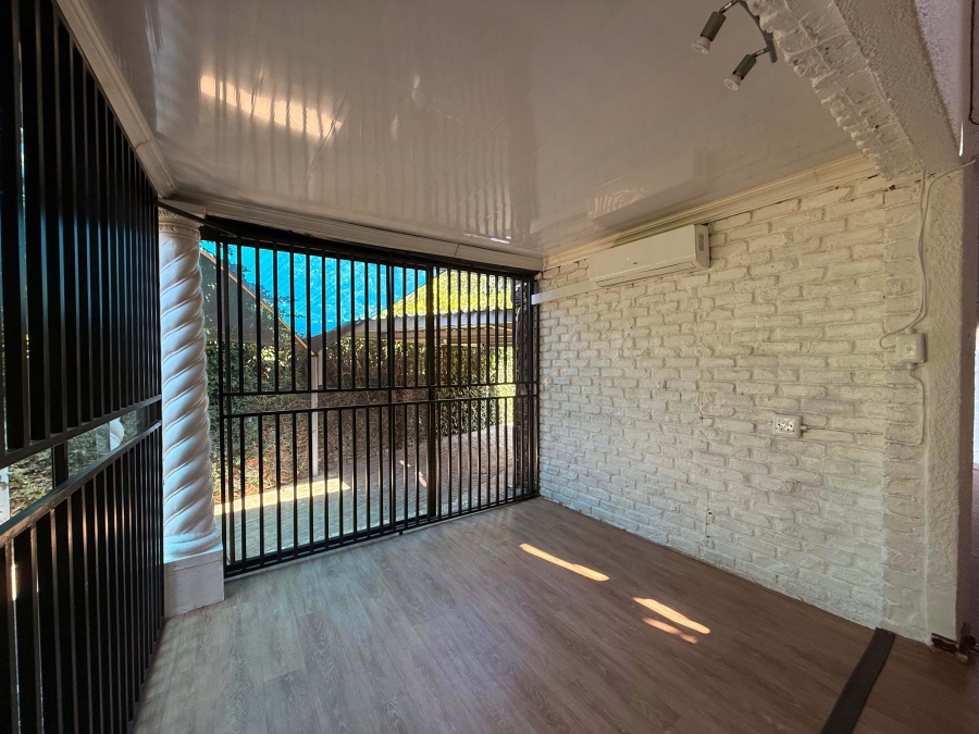 4 Bedroom Property for Sale in Van Der Hoff Park North West